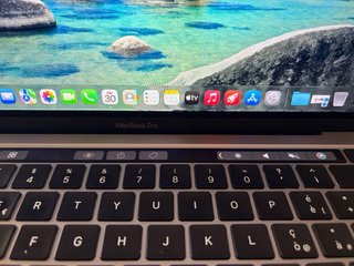 MacBook Pro 13 M1 8GB RAM 256GB SSD