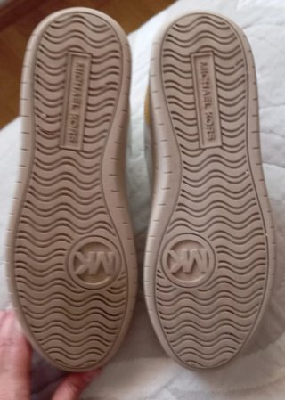 Zapatillas Michael Kors Blancas y Amarillas