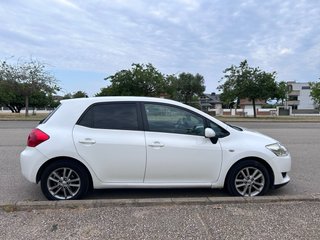 Toyota Auris 1.4 D-4D Active 2009