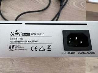 Ubiquiti UniFi USW 16 PoE Switch 16 Puertos