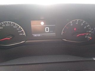 Peugeot 2008 Allure BlueHDI 81kW (110CV)