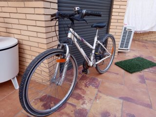 Bicicleta Decathlon Blanca