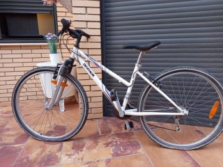 Bicicleta Decathlon Blanca