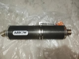Silencioso Arrow Carbono