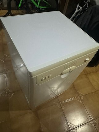Lavavajillas Indesit