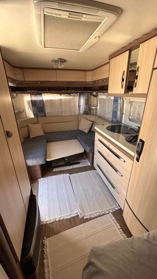 Caravana Hobby 460 UFE Deluxe 2014