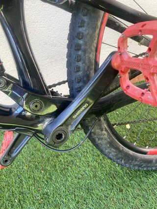 Bici Montaña Roja y Negra