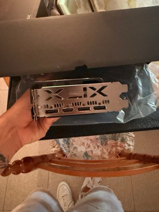 Tarjeta Gráfica XFX RX 6650 XT