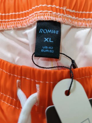 Bermudas Naranja Estampadas Talla 48.