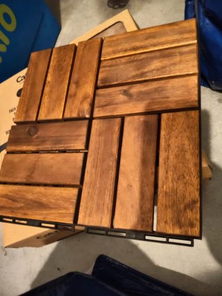 Baldosas de madera de acacia entrelazables