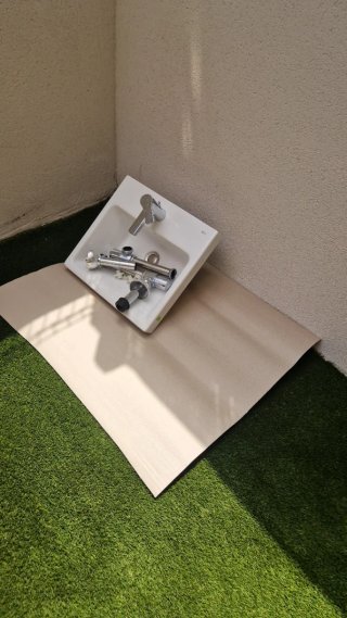 Lavabo mediano y griferia completa URGE VENTA