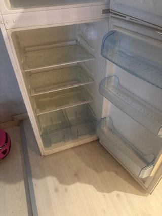 Nevera Beko blanca