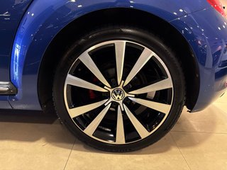 Volkswagen Beetle Cabrio 2.0 TSI 210cv R-Line