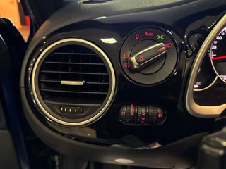 Volkswagen Beetle Cabrio 2.0 TSI 210cv R-Line