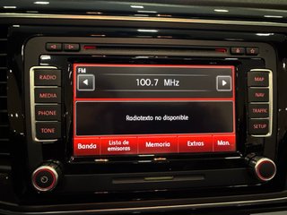 Volkswagen Beetle Cabrio 2.0 TSI 210cv R-Line