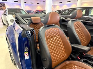 Volkswagen Beetle Cabrio 2.0 TSI 210cv R-Line