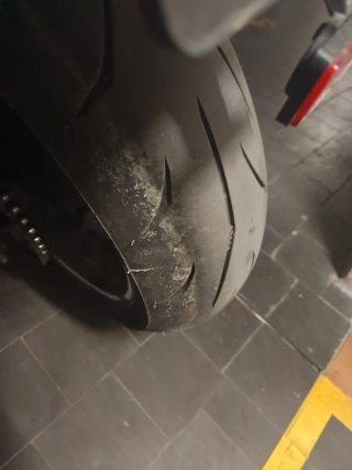 Kawasaki Z 750 Negra/Rosa