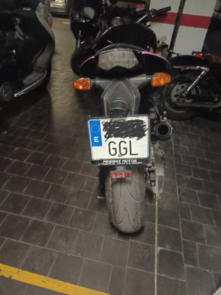 Kawasaki Z 750 Negra/Rosa