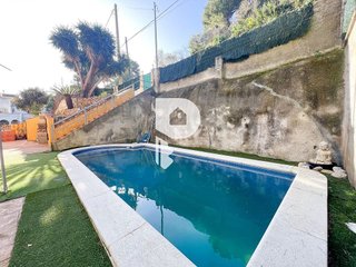 Chalet en venta en Vallirana