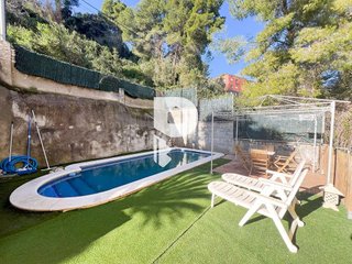 Chalet en venta en Vallirana