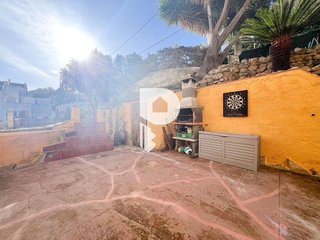 Chalet en venta en Vallirana