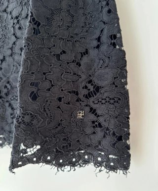 Camiseta Carolina Herrera encaje negra