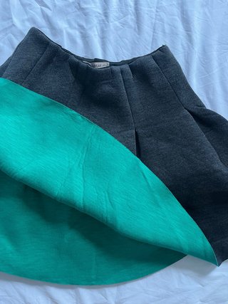 Falda gris neopreno Pull&Bear Talla M