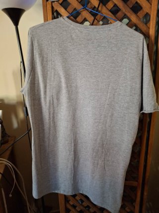 Camiseta Pokémon Pikachu #025 Gris