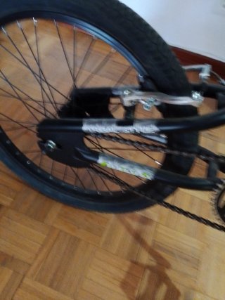 Bicicleta BMX Freestyle Negra