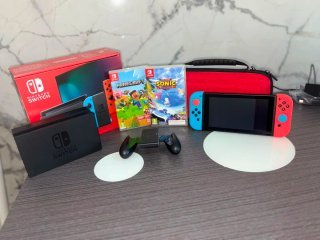 Nintendo Switch Rojo y Azul