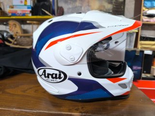 Casco Arai Tour X4