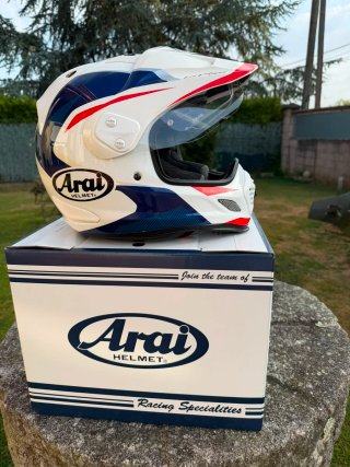 Casco Arai Tour X4