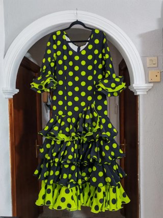 Traje Flamenca Negro y Lima Lunares T48/50