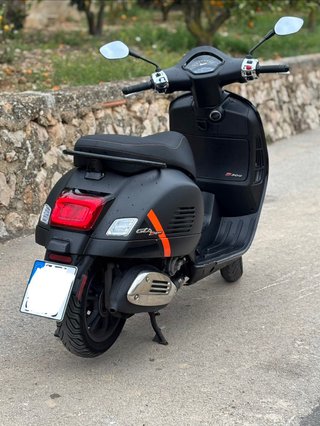 Vespa GTS 125 / mecánica 310 cc (2025)
