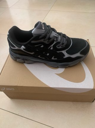 Zapatillas Asics gel nyc.