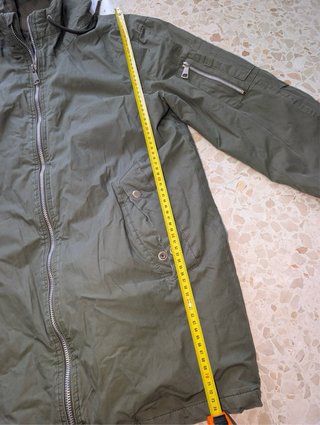 Parka verde Lefties con capucha