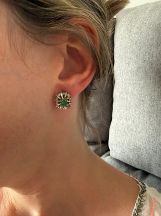 Anillo y pendientes oro blanco 18k esmeralda