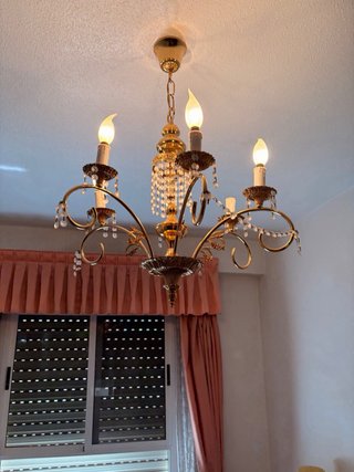 Lámpara de techo candelabro dorada