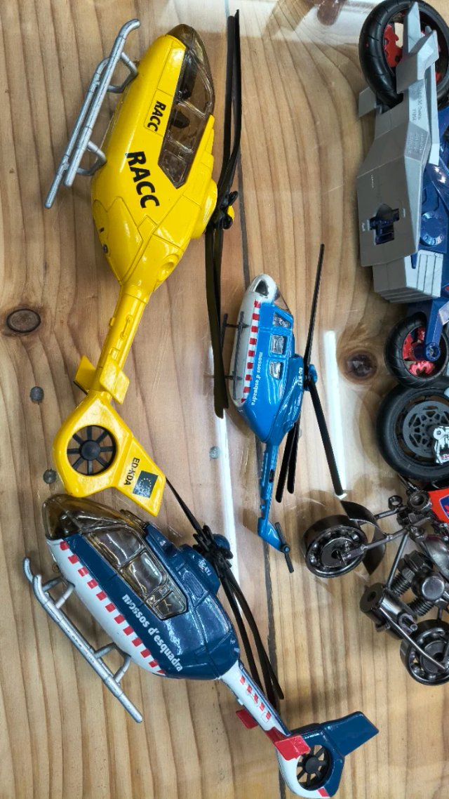 Lote coches, motos y helicópteros