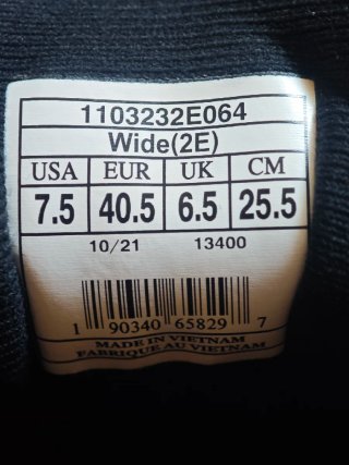Brooks Scarpe Running Pianta Larga 2E Nere