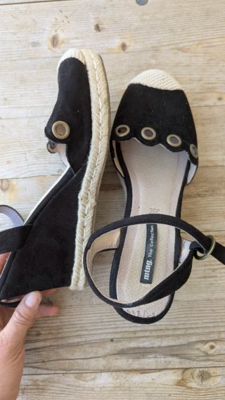 Sandalias de esparto con cuña Mustang talla  39