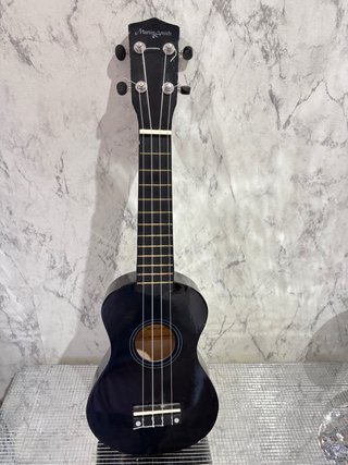 Ukelele negro