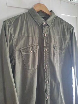 Camisa Pull&Bear verde hombre