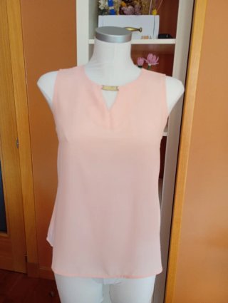 Blusa rosa vaporosa talla P