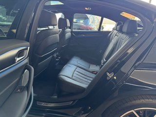 BMW 545e xDrive M Sport 394 CV