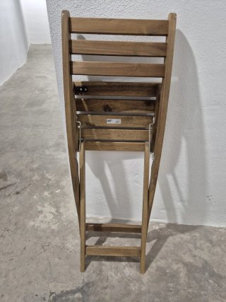 Sillas de madera plegables