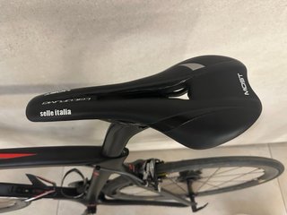 Pinarello Dogma F8 Carbono Dura-Ace Di2