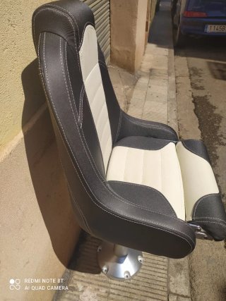 Asiento de barco tapizado