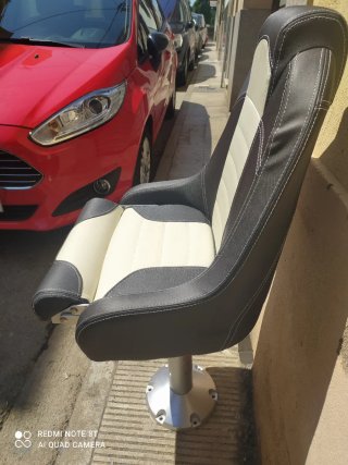 Asiento de barco tapizado