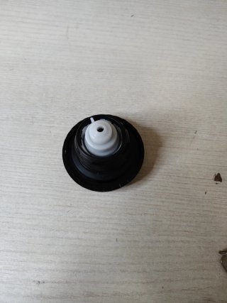 Tapa de combustible Opel Corsa - VALEO